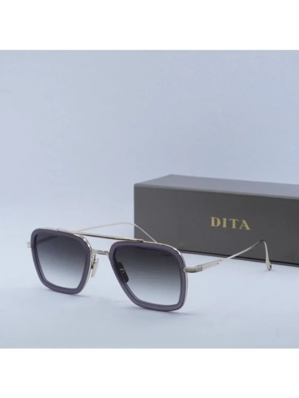 DITA authentic flight